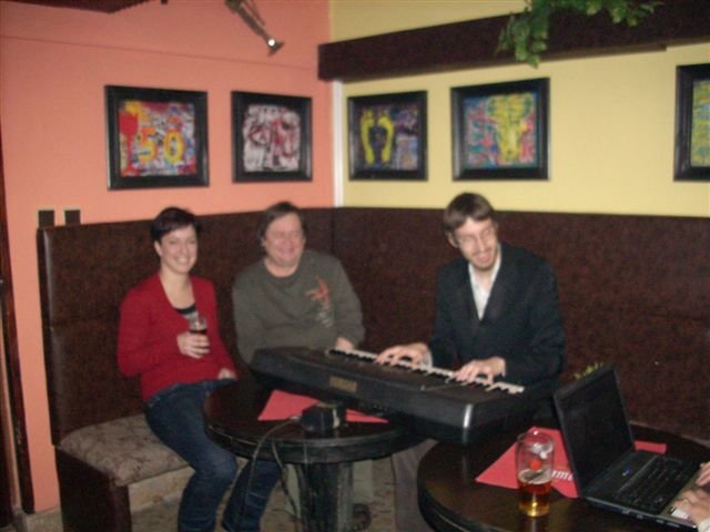 lyraunor200901.jpg